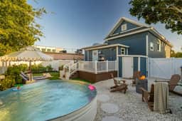 2509 W Dewey ST.