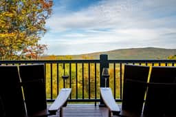 37 East View Dr