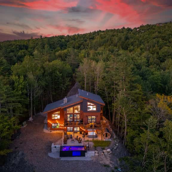 Starlight Chalet - Image 1
