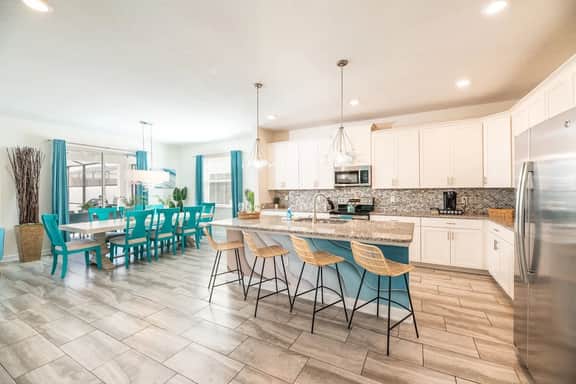4798 Kings Castle Cir
